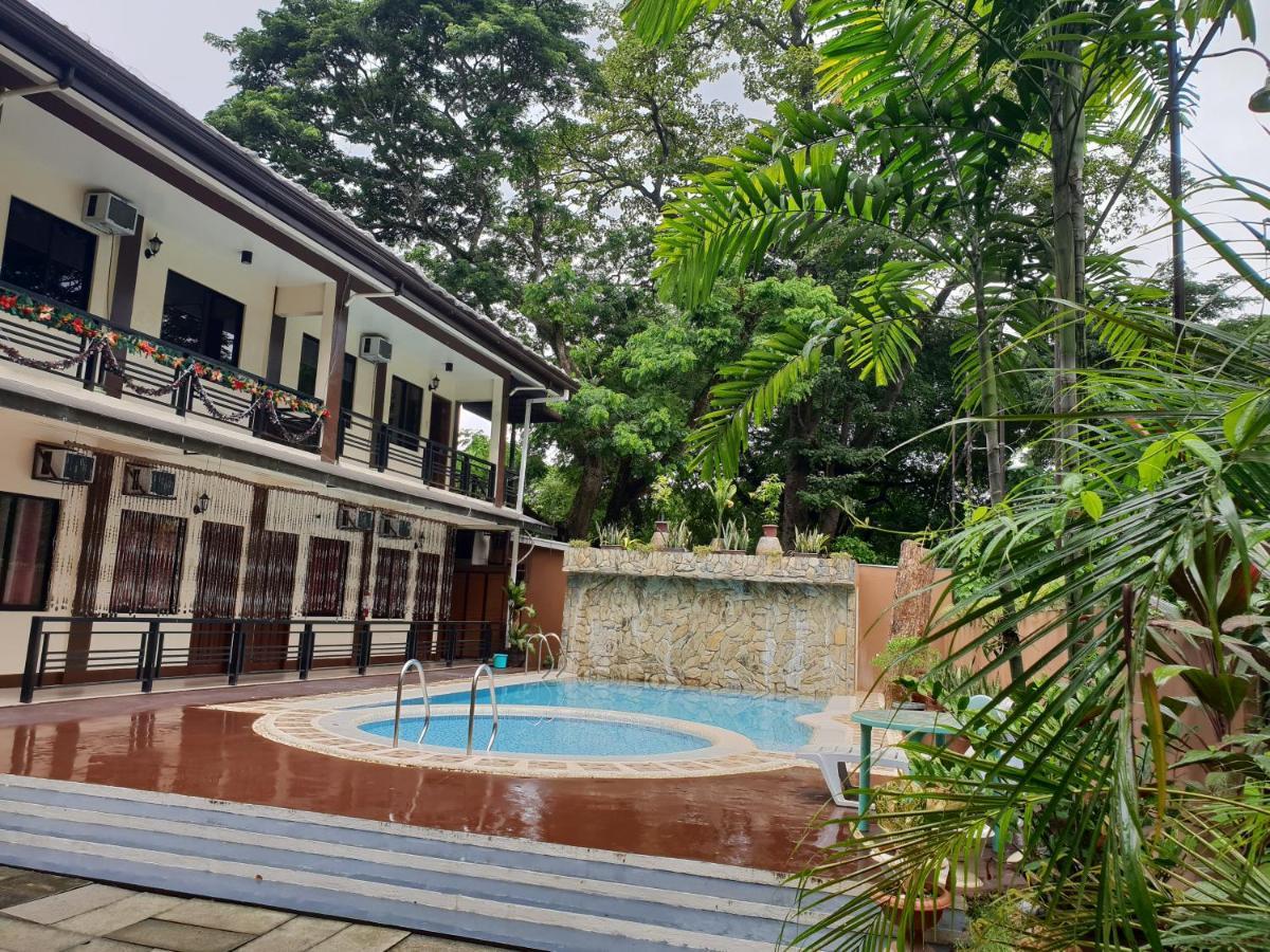 Diakopes Inn Puerto Princesa Bagian luar foto