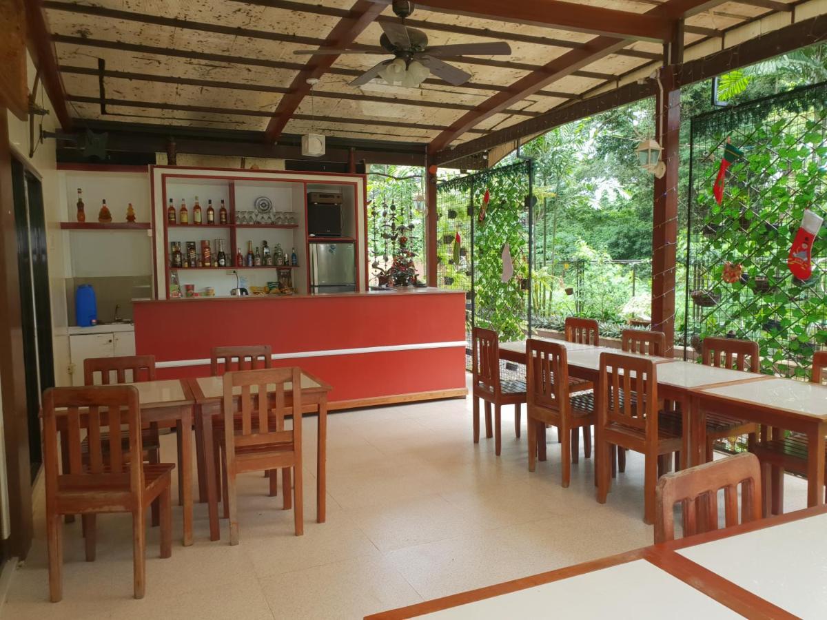 Diakopes Inn Puerto Princesa Bagian luar foto