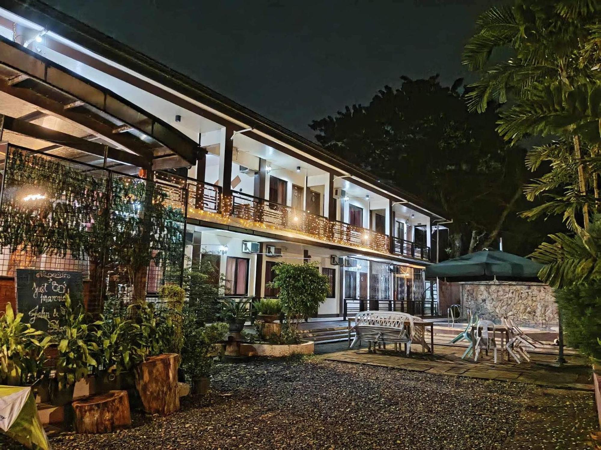 Diakopes Inn Puerto Princesa Bagian luar foto